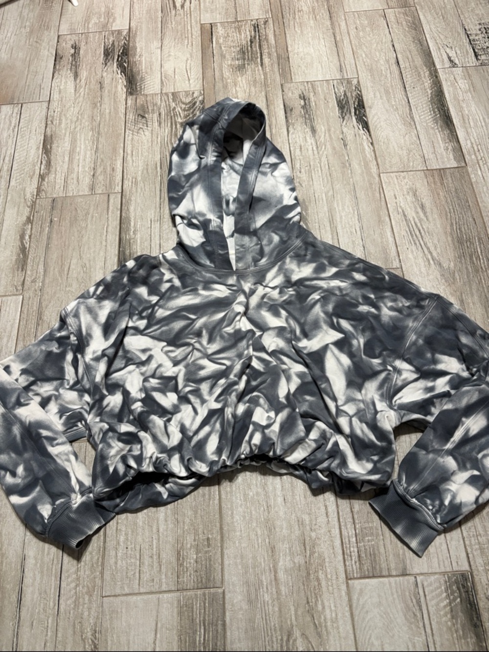 Lululemon LA All Yours with bubble hem Gray and White Tie-Dye Cropped Hoodie